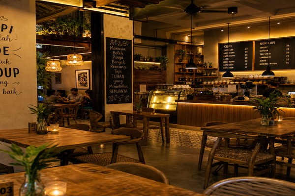 Kafe dan restoran